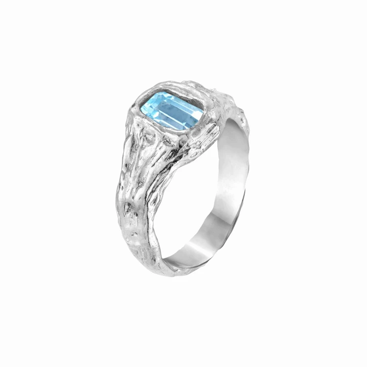 Sygnet Duness Silver z naturalnym topazem Sky Blue